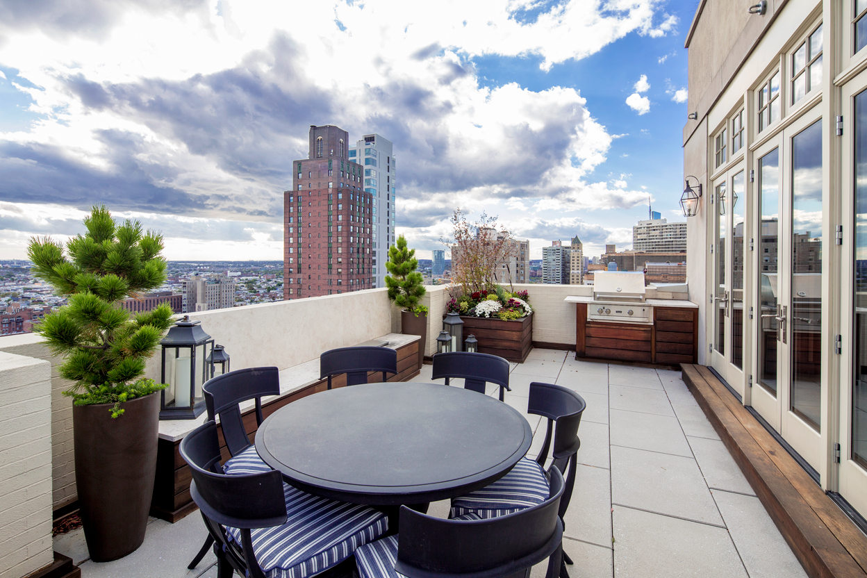 1601LocustPH3Deck3-
